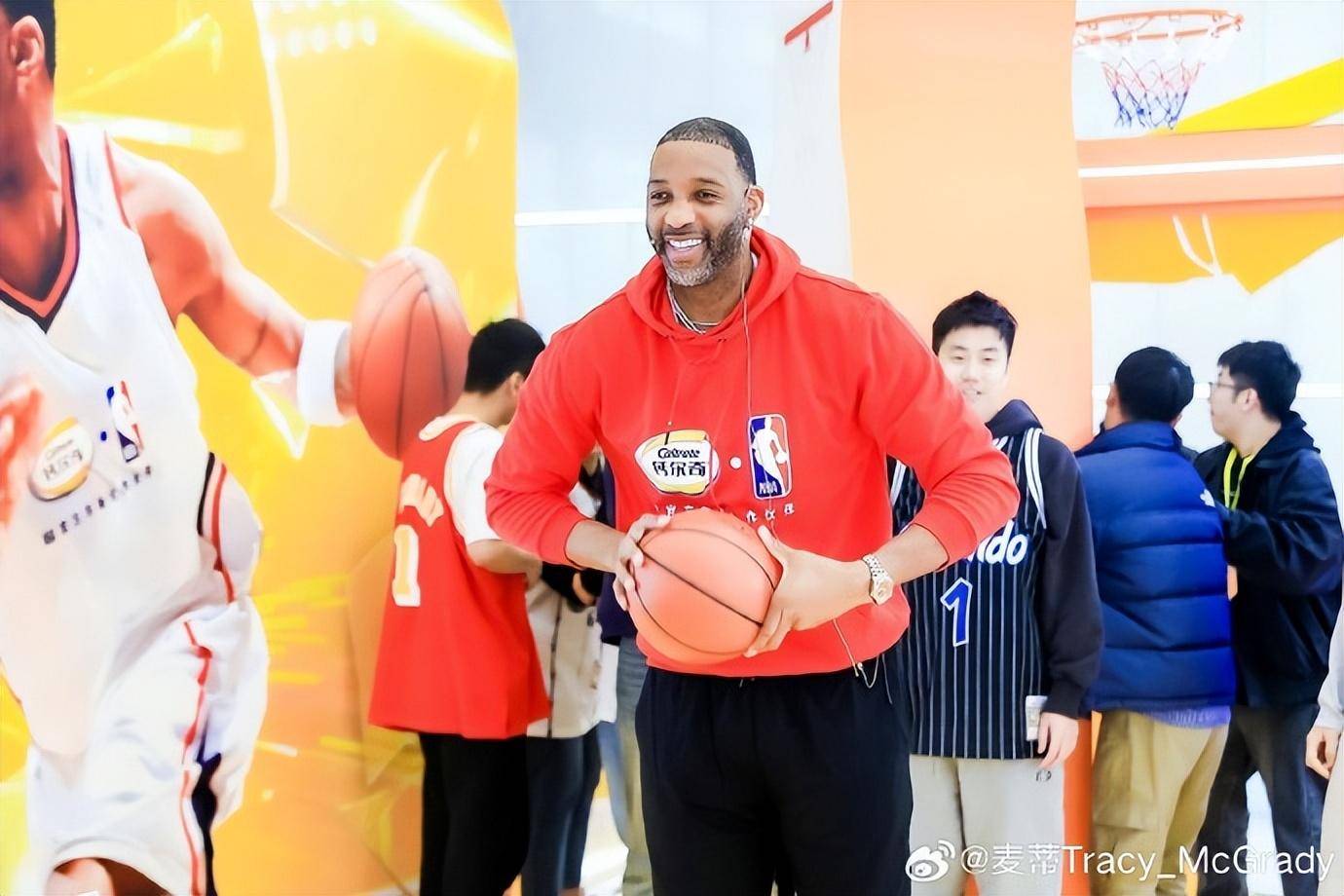 麦迪中国行和傅园慧一起煮茗品茶为小鹏g9站台粉丝回首青春