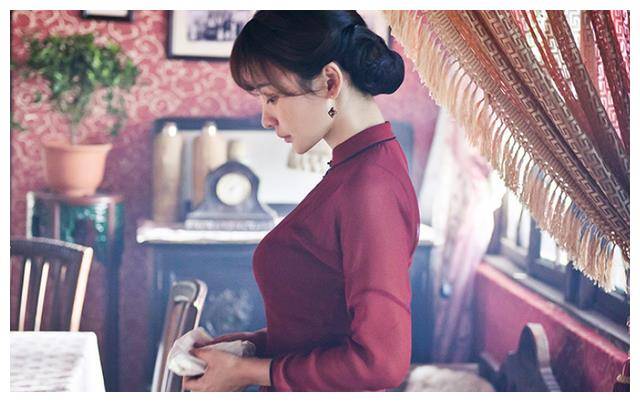 《男人装》后出名,总是出演妩媚角色,被嘲"借胸上位"多年_柳岩_电影