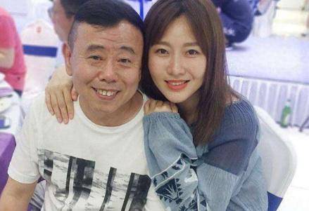 原创被说丑的男星偏偏女儿个个貌美如花他竟隐藏了女儿27年