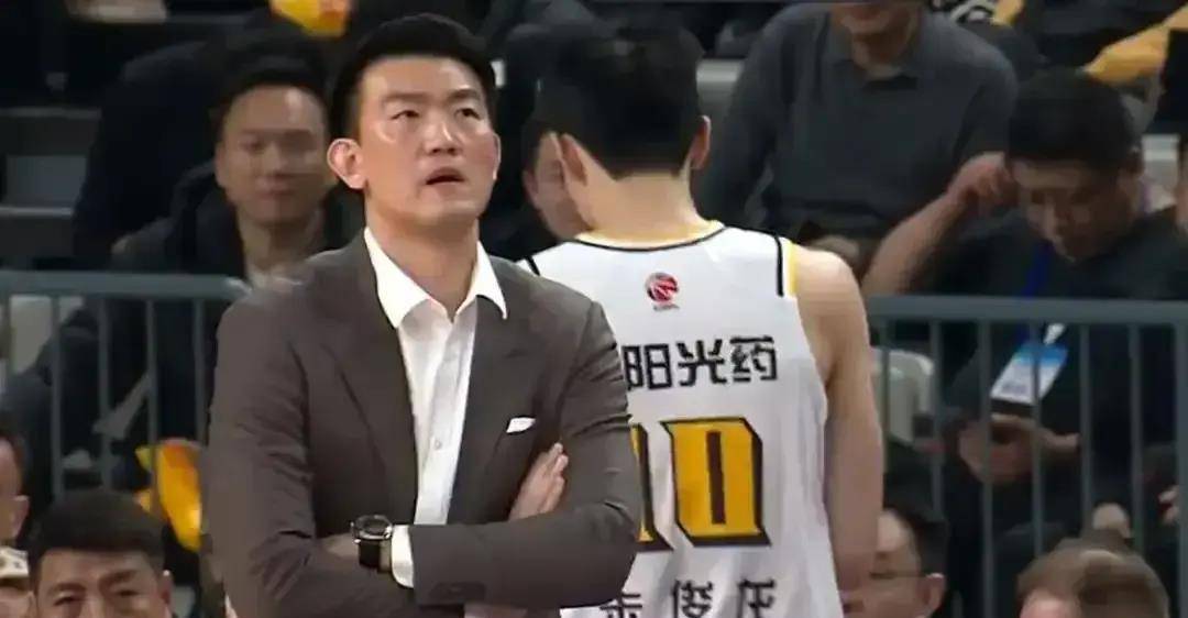 浙球两支队队里王博,王世龙,孙铭徽,朱俊龙