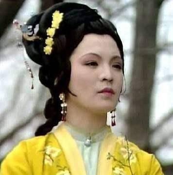 呆香菱不懂爱情泼辣的夏金桂却追求爱情