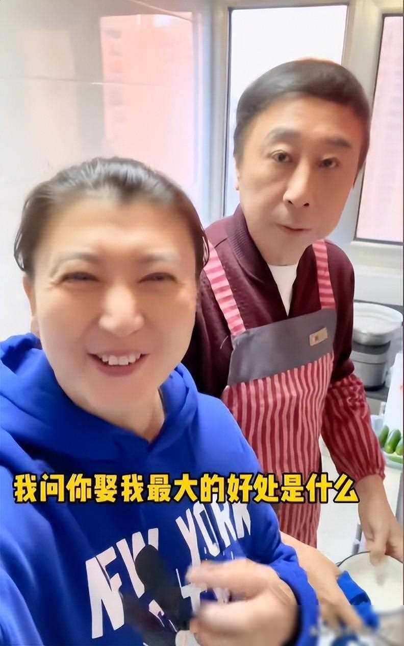 冯巩娶过几个老婆图片