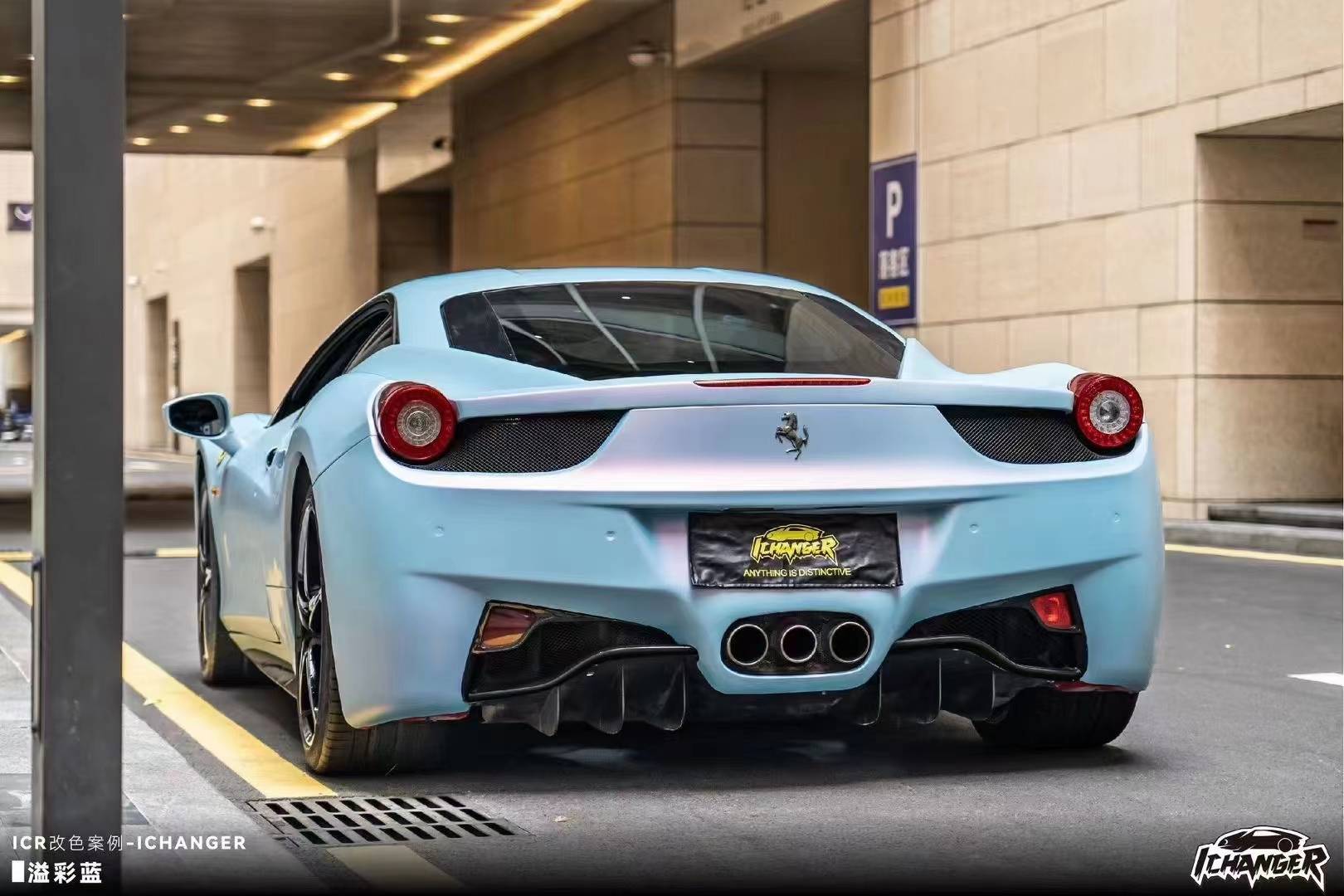 法拉利458icr改色膜溢彩蓝梦幻又多变的蓝粉色