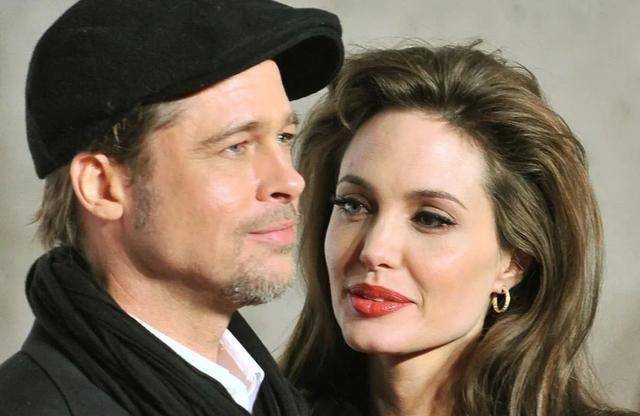 安吉丽娜朱莉公开谈论前夫布拉德皮特上热搜我很伤心