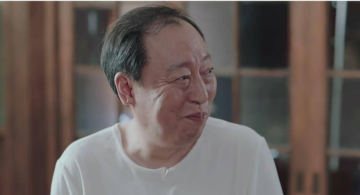 原创原创倪大红结婚28年原来娶了倪萍的亲妹妹同框照片像父女恋