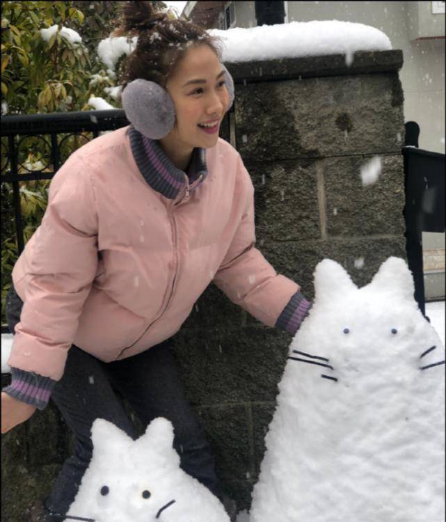 tvb最美女配角,颜值不输温碧霞,45岁像25岁少女感十足_袁彩云_角色