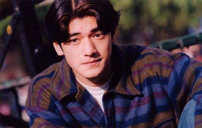 当年的"亚洲5大美男",张国荣排名倒数,他美到"男女通吃"