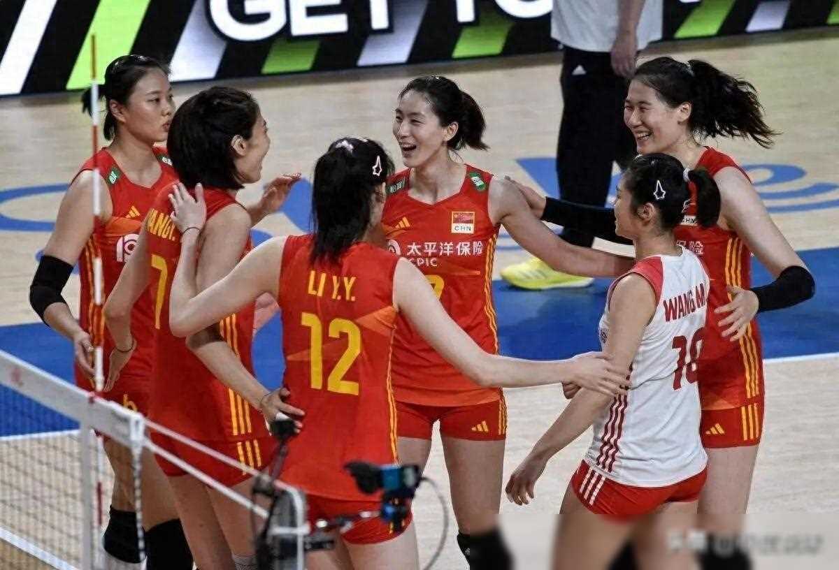 原创中国女排亮相1人缺席蔡斌暖心决定袁心玥队长引热议