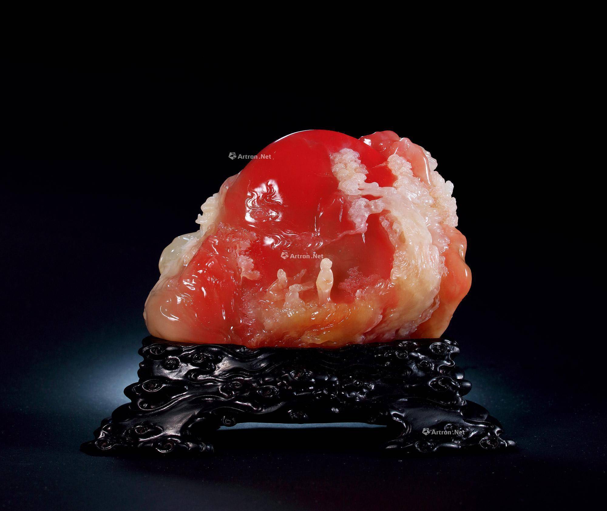 巴林石粉冻《日出东方)成交价:345万 rmb拍卖公司:北京荣宝巴林石产于