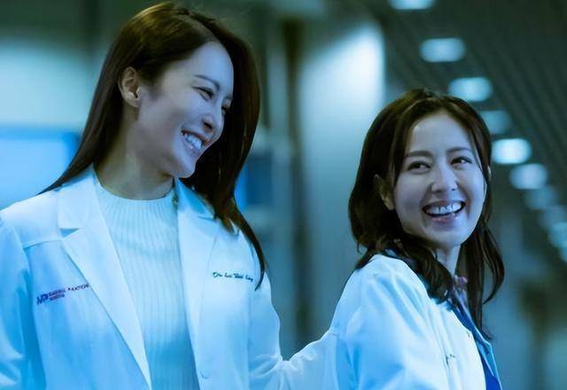 tvb颁奖典礼十强公布4位视后热门悉数入选3人被提名纯属凑数