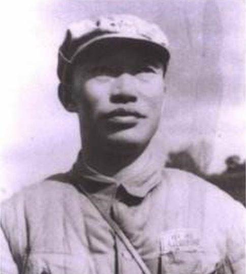 1929年1月便开始担任独立第16旅少将副旅长,抗战时期历任第14军副军长