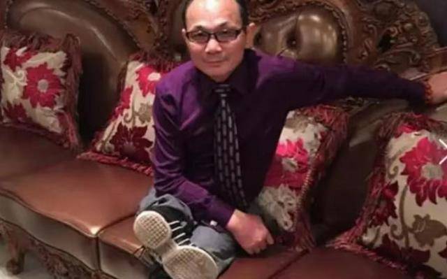 原创赌王尧建云花150元拜师一夜赢600万双腿被砍想起师傅一句话