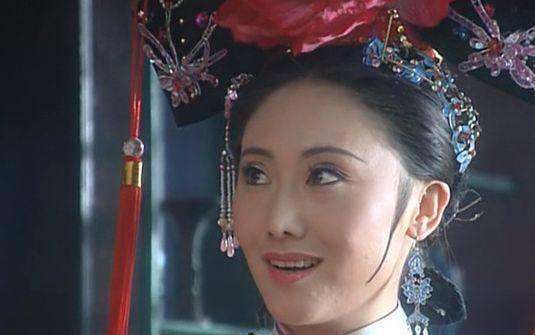 原创令妃才是心机girl尔泰喜欢的人是小燕子