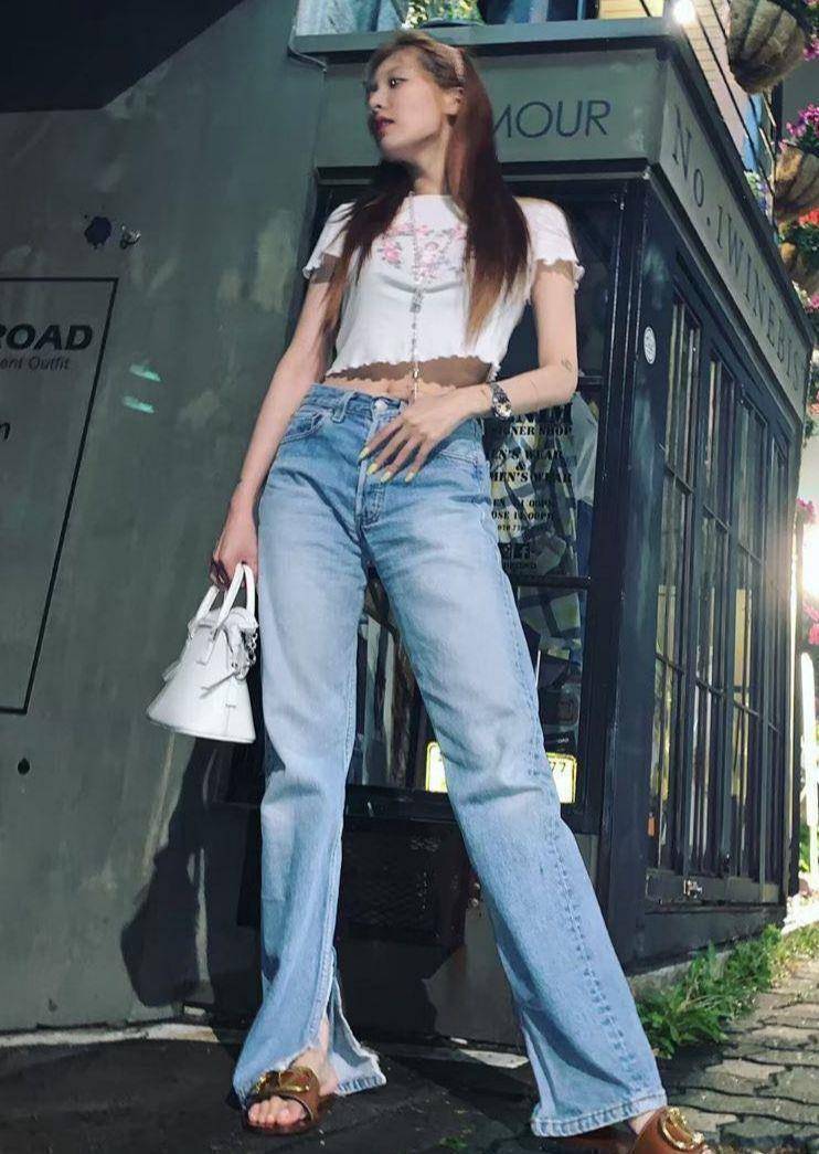 引领时尚潮流的金泫雅,私服小巧思超吸睛_元素_彩虹_衣服