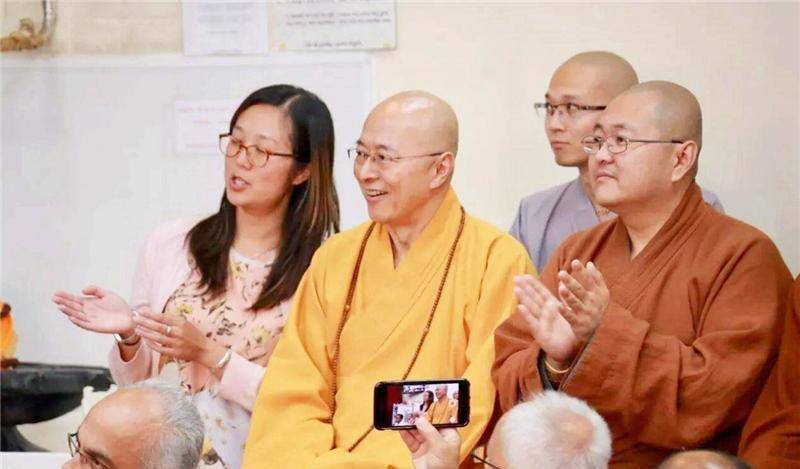 28年前,此人放弃上亿身家皈依佛门,如今母亲仍在等他回家_释海涛_家庭