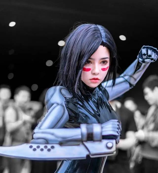 穿胶衣cos需要真空上阵吗coser早就想到这个问题了