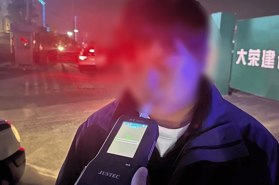 原创浙baq55浙b23z6浙b963s酒驾曝光