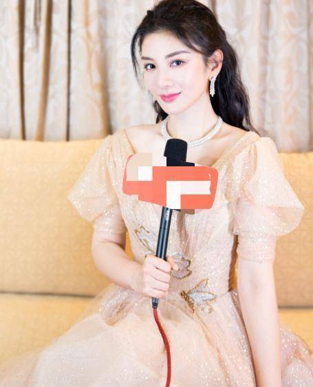 黄奕自曝没人追,当年退圈后做老板娘卖蛋糕,居然年赚过亿_品牌_婚姻