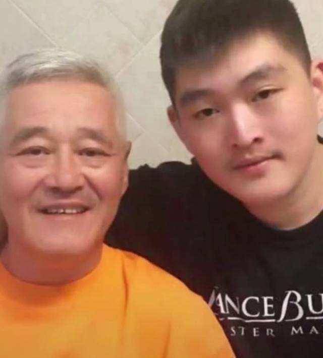 不捧儿子捧外孙刘老根3路透62岁赵本山和外孙同台飙戏