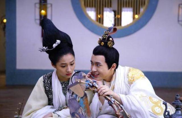 出土一文物暖哭专家:这狗粮撒得不一般_印章_刘非_淳于