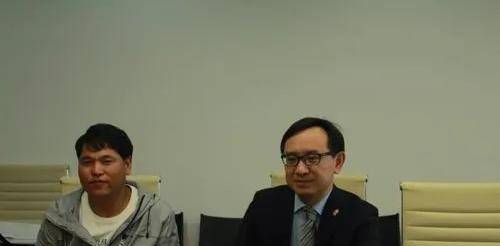 蹲监26年获赔460万,他花百万娶小22岁娇妻后,又闪离:她太图钱_刘忠_郑