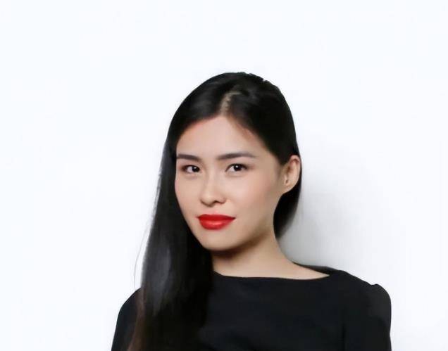 欧洲首位亚裔王妃李然从打工妹逆袭成王妃12年过去她过得怎样