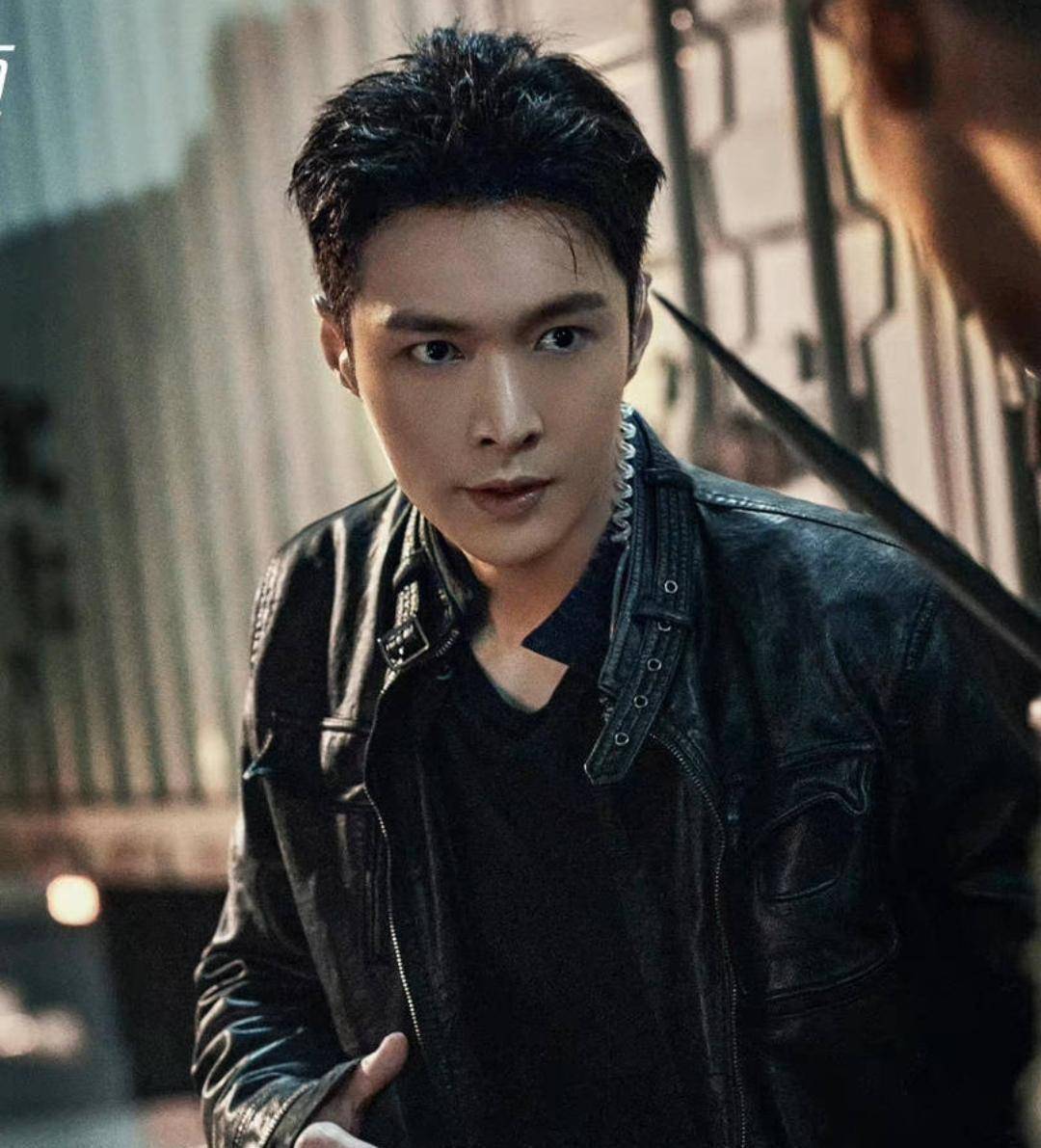 原创爆料顶流男星私生活混乱剧组与女演员发生关系豪门太太女友不介意