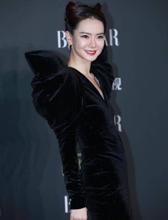 原创霸屏热搜的芭莎明星慈善夜刘诗诗赵丽颖杨颖美艳肖战太帅气