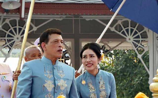 原创泰国王室已经辟谣诗尼娜贵妃没有被封为王后不会出现双王后