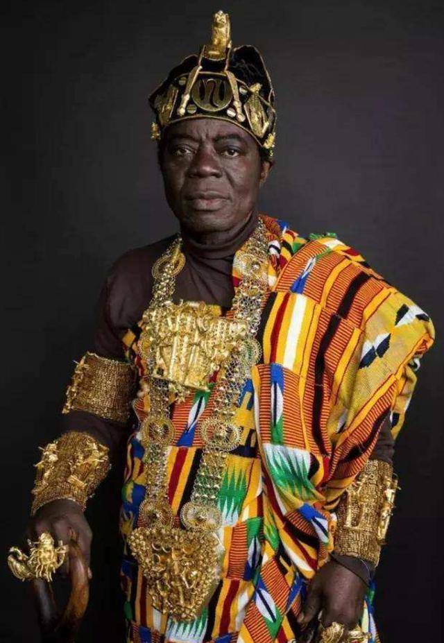 广西"上林帮"非洲淘金记,遭遇打劫是常事,常备200克金子保命_加纳