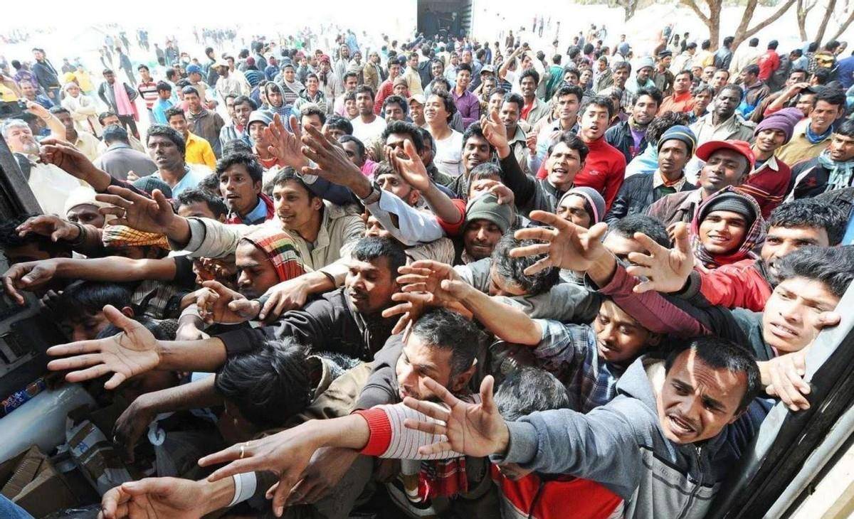 原创西方人权被狠狠打脸挪威狂徒杀人如麻没有判死甚至监狱生优渥