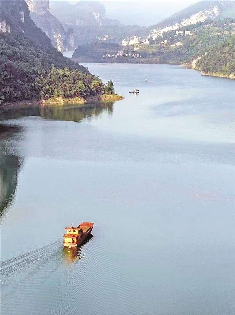 乌江画廊石牛口附近河段.