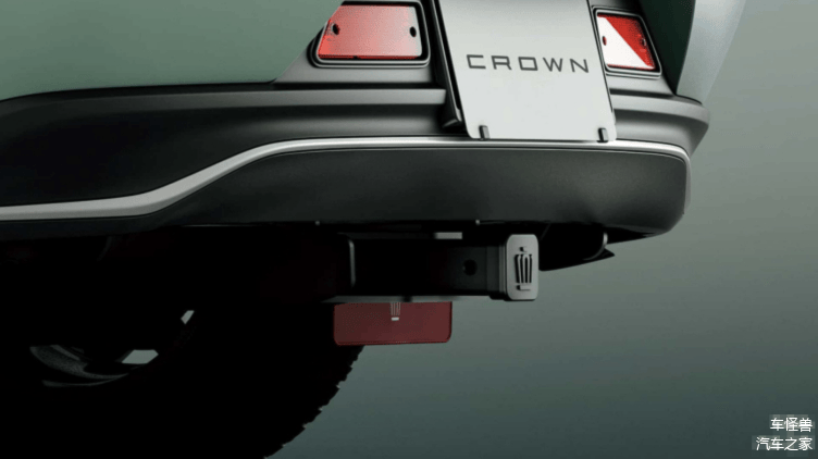 它装配的全地形轮胎规格为245/60 r18,提供了出色的路面附着力和对