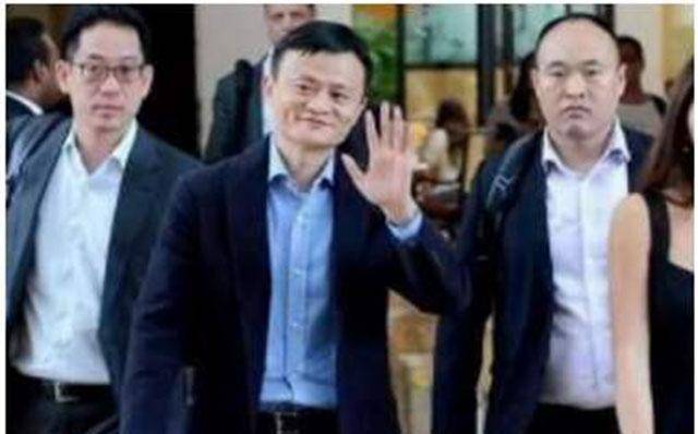 原创马云贴身保镖李天金武艺高强李连杰都甘拜下风曾为马云挡子弹