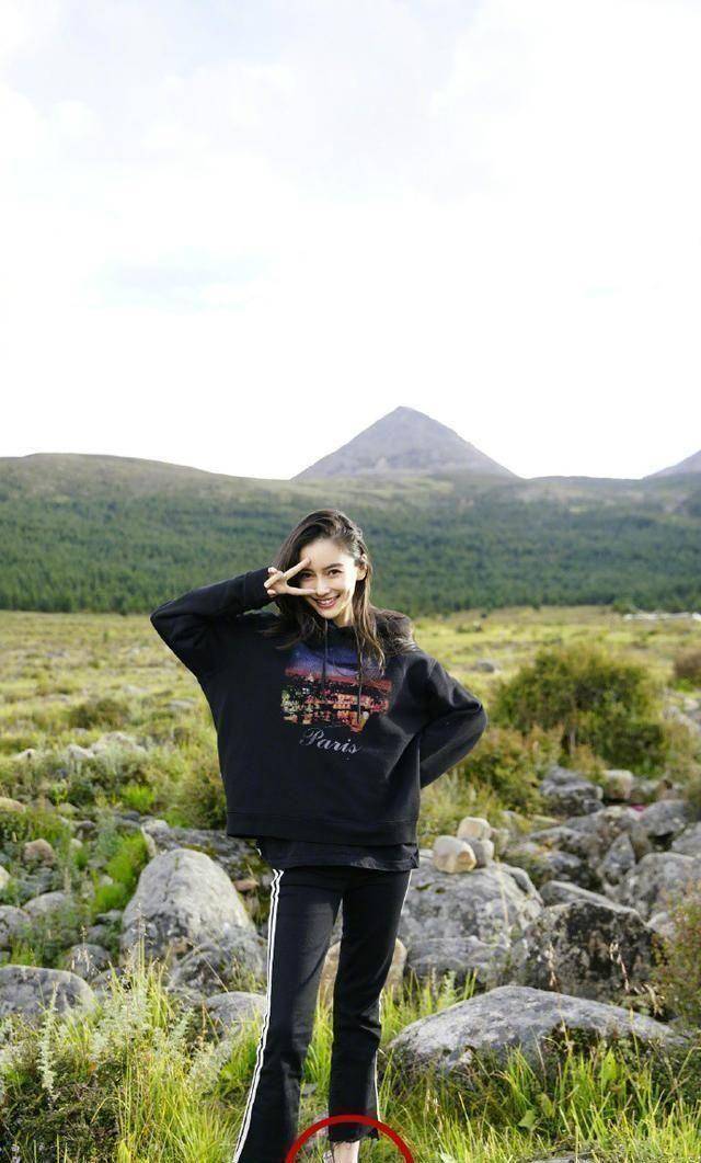 原创本想晒图表示自己有多美的杨颖却不曾想网友这样说鞋子还没p