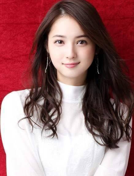 原创被家暴是真的吗佐佐木希丈夫疑似承认