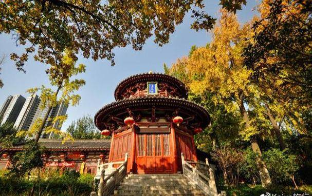 西安城墙>吃午饭>钟鼓楼>小雁塔>钟楼小区吃小吃>南门外听音乐会607