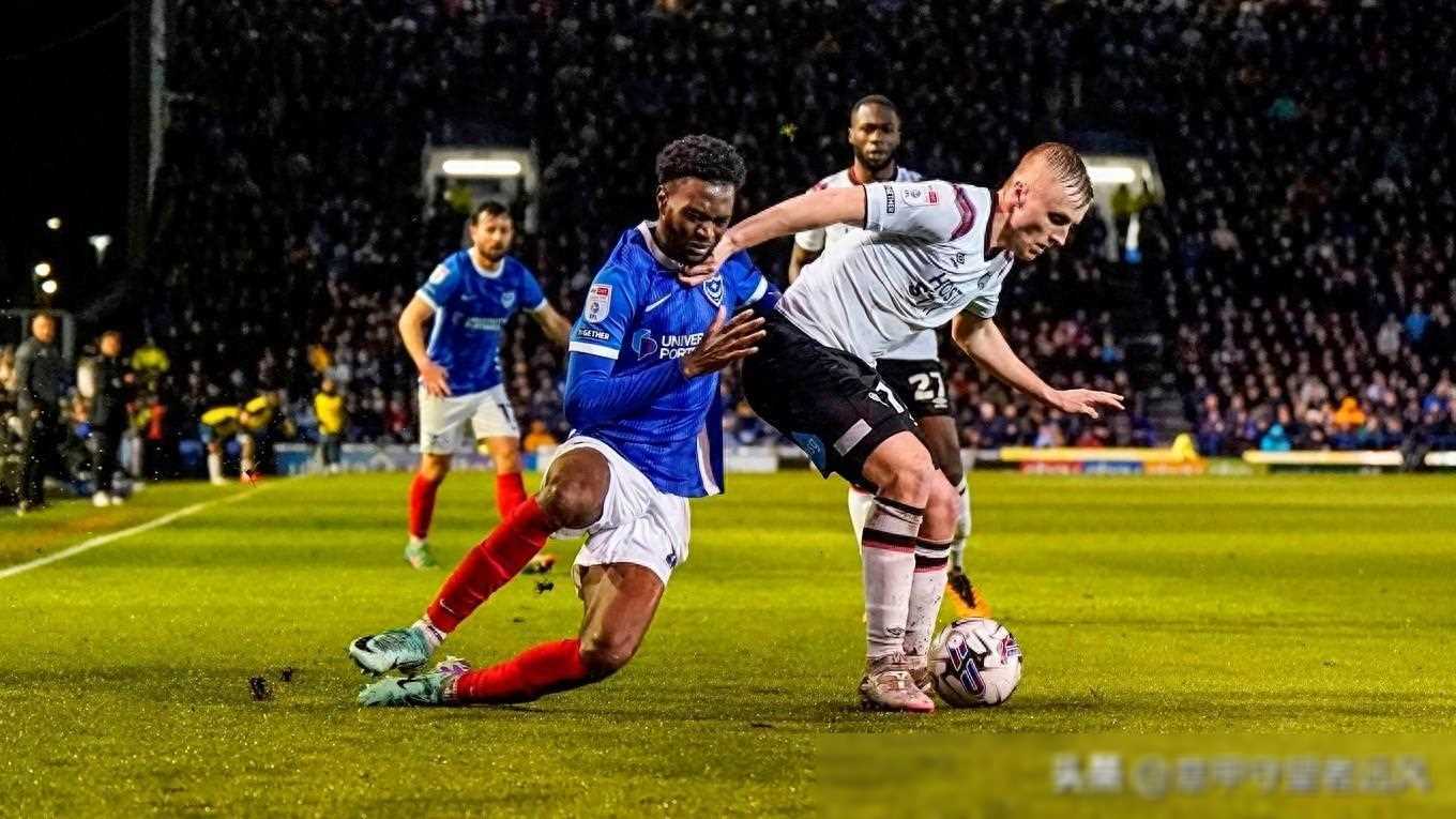 英甲第42轮榜首对决朴茨茅斯战平柯林斯戴帽博尔顿逼近前2