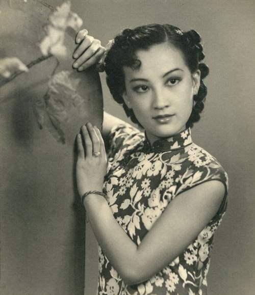 原创她的母亲是民国第一美人27岁时嫁给76岁的总统晚年却孤独死去