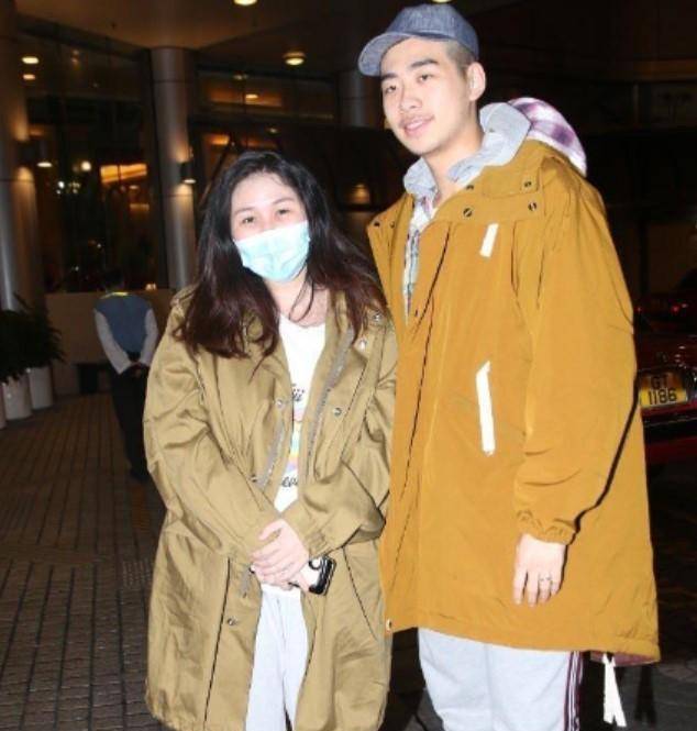 原创东北小伙18岁考入哈佛赌王何鸿燊陪嫁14亿将28岁爱女嫁给他