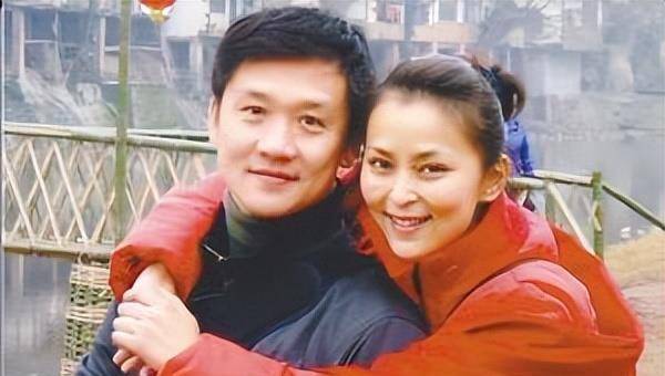曾与佟大为吵架怒斥化妆的小鲜肉黄志忠为何被骂劈腿柯蓝