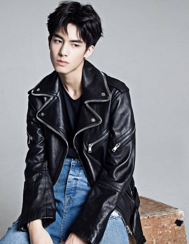 出道就被力捧的宋威龙被放弃了?许凯是最大威胁