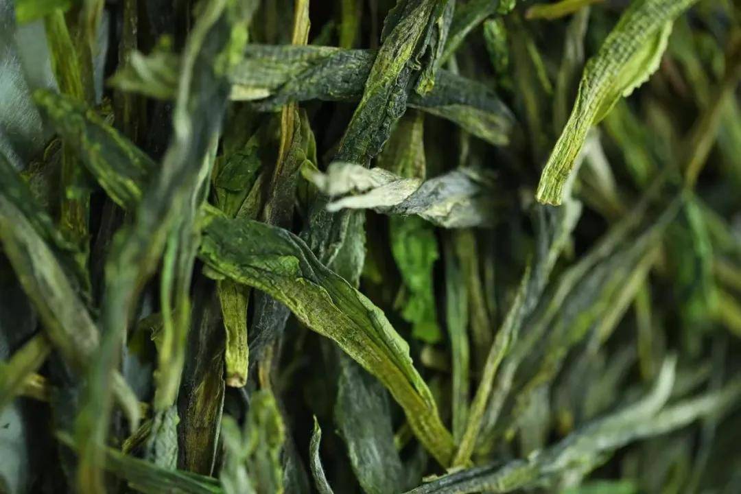 5,冲泡指南与其他茶品相比,太平猴魁茶汤回味更加甘甜,冲泡时就算放置