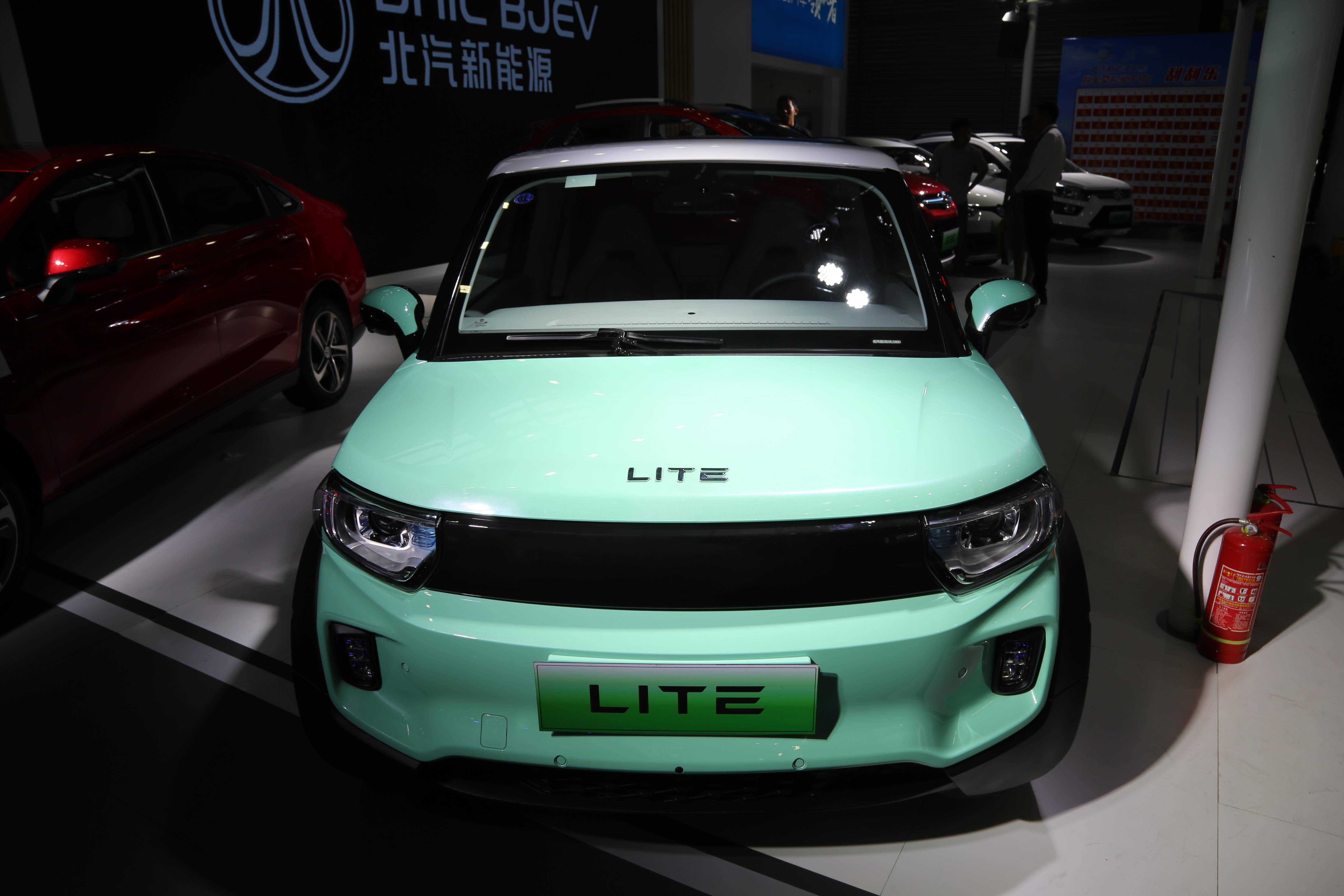 绿色驰骋:新能源汽车牌子引领未来出行新篇章_搜狐汽车_搜狐网