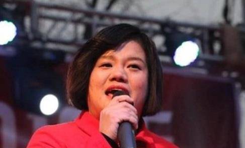 原创星光大道山楂妹出身六指被分手成名后谢绝认亲只爱养父母