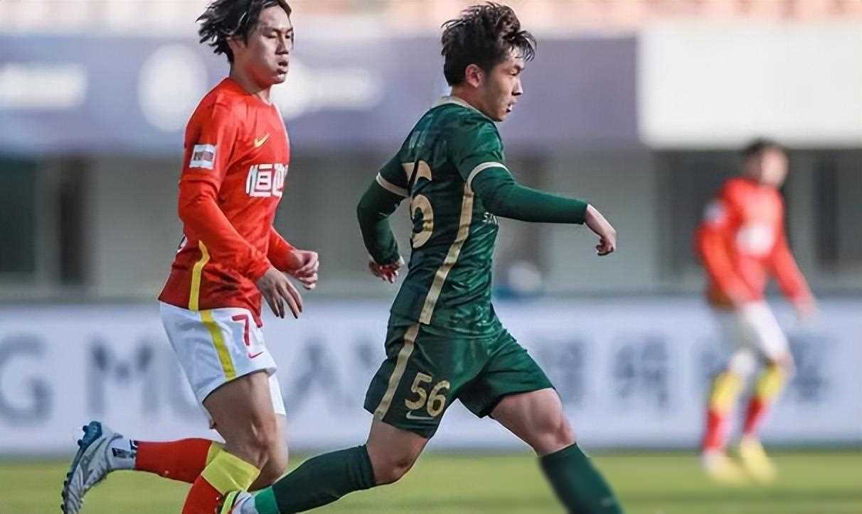 国安功勋球员在中甲球队受挫,三停风波后公开道歉_金泰延_家乡_球迷