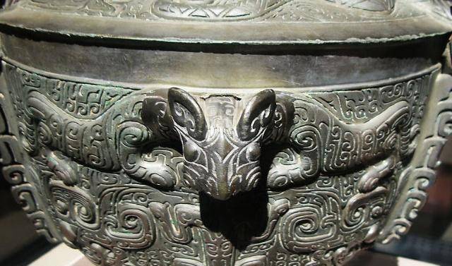 河里捞出"高科技",竟然是无法复制的国宝,自发现后从未出国门_青铜器