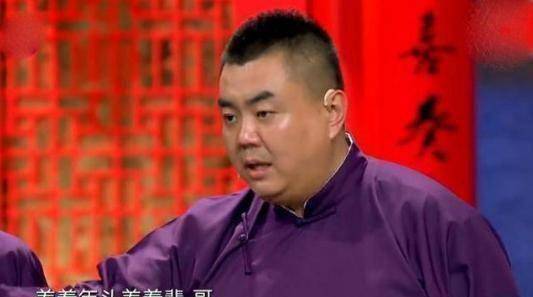 二位召唤师愁眉片刻,把选择权给了观众,最终观众投票孟鹤堂153票胜出