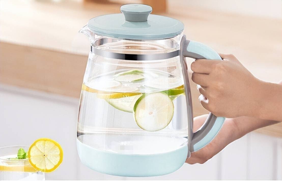 电烧水壶的缺点和优点有哪些警惕四大致癌隐患坏处