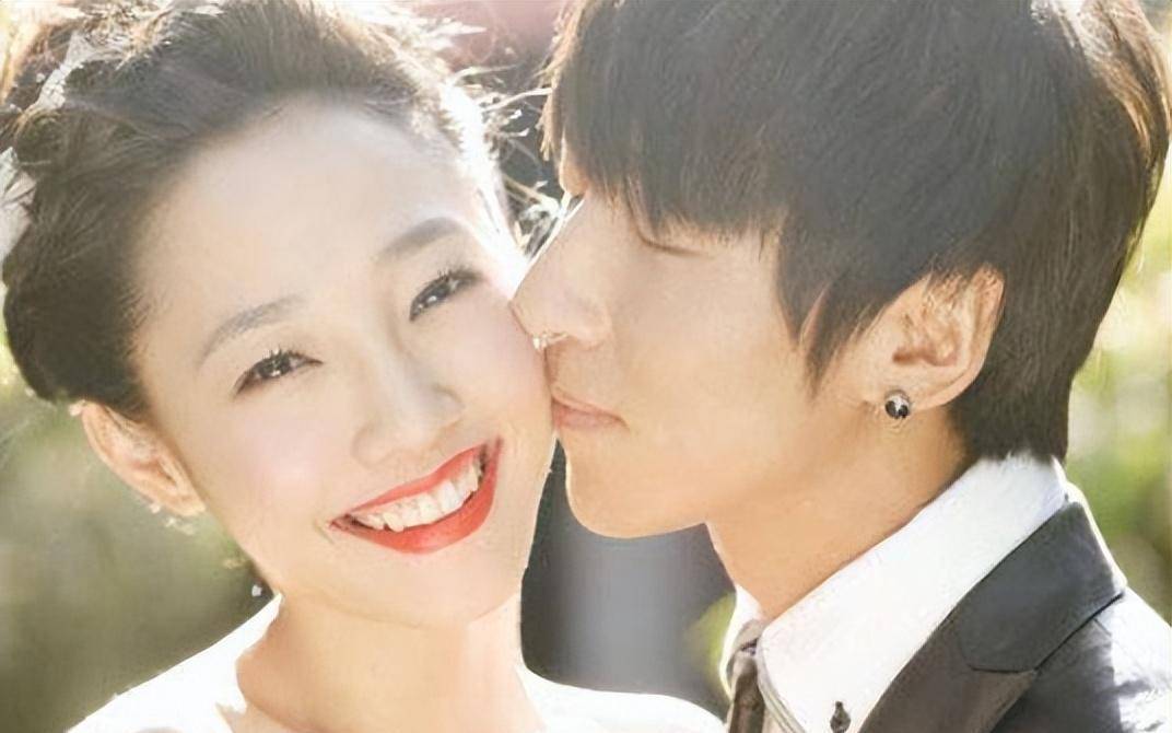 那么和他结婚的白百何,自然被称为北京圈的太子妃.